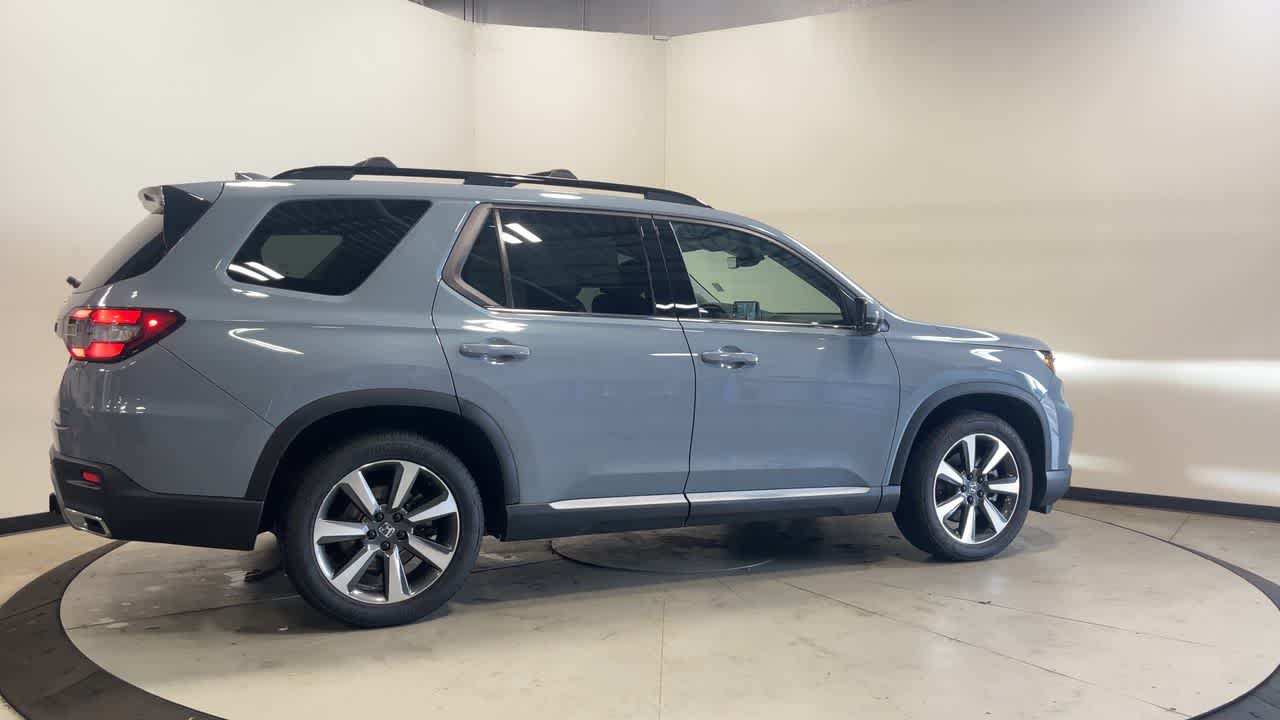 2024 Honda Pilot — rear three-quarter view
