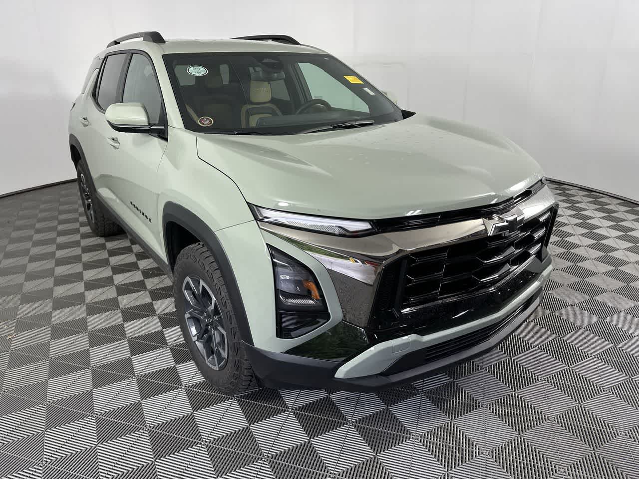 2025 Chevrolet Equinox — side profile view