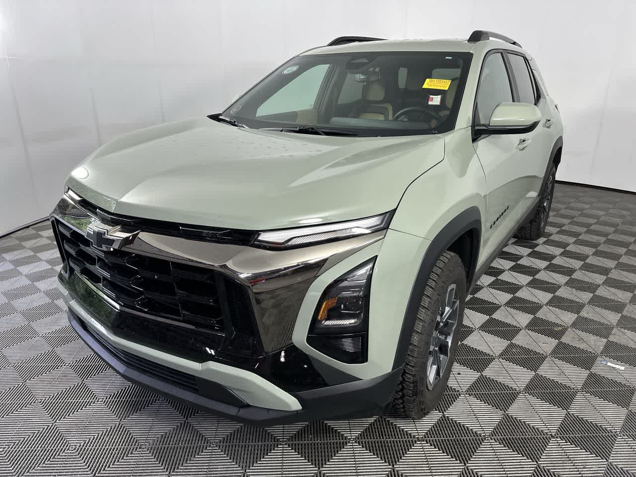 2025 Chevrolet Equinox — interior view