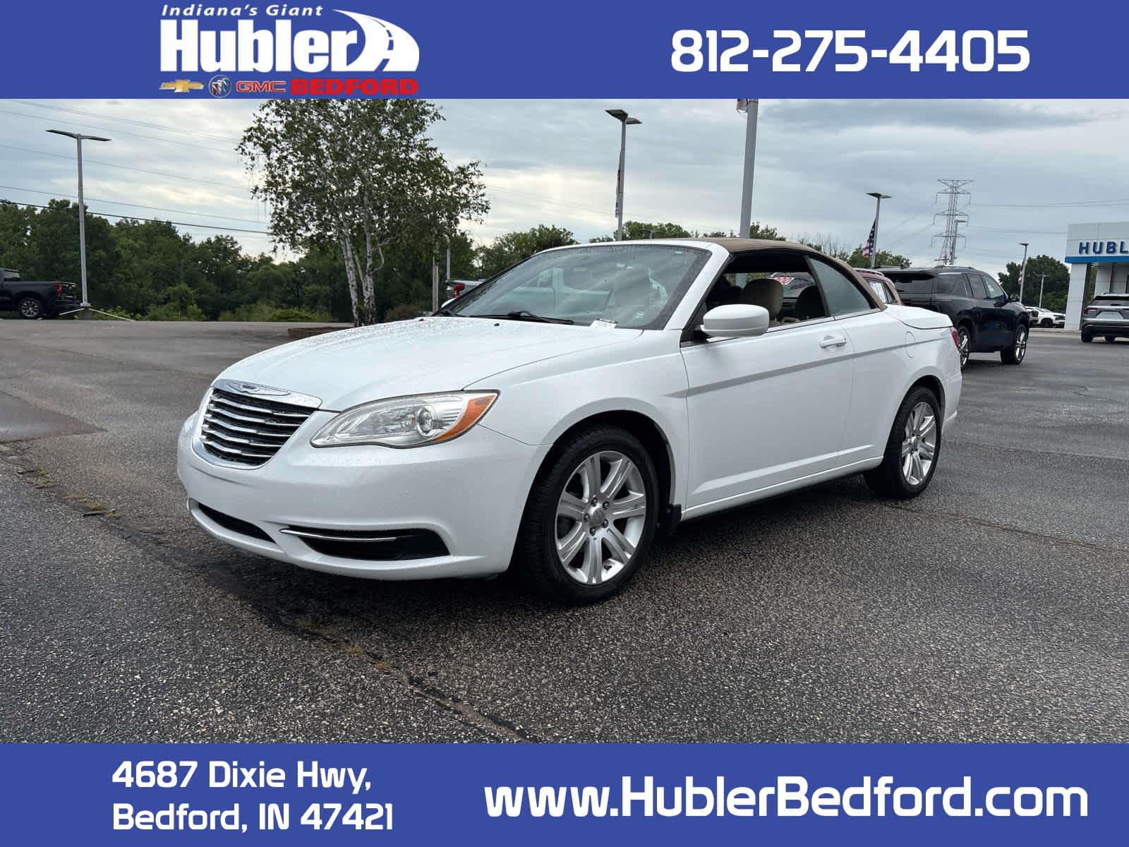 2012 Chrysler 200 Touring in Ice Cap — front three-quarter view