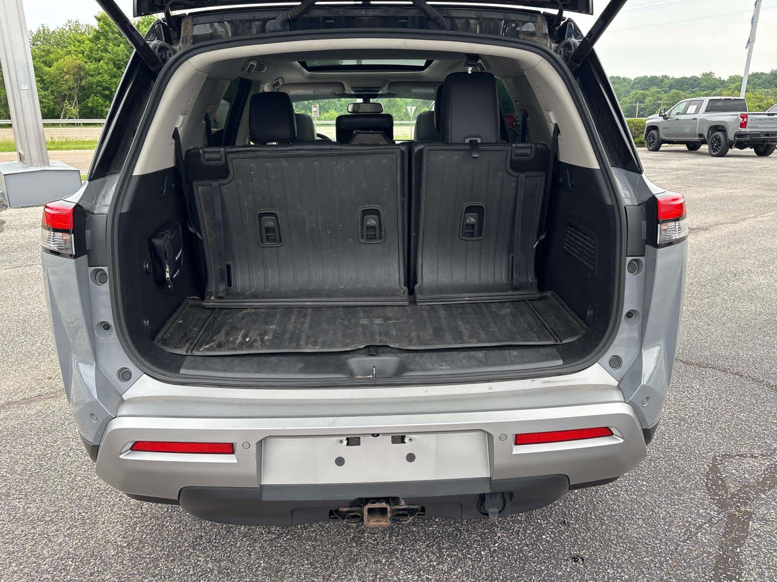 2022 Nissan Pathfinder — detail view