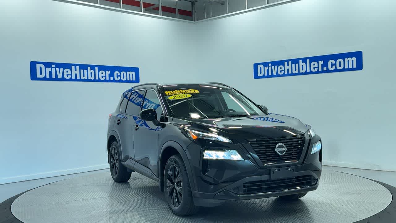 2023 Nissan Rogue — detail view