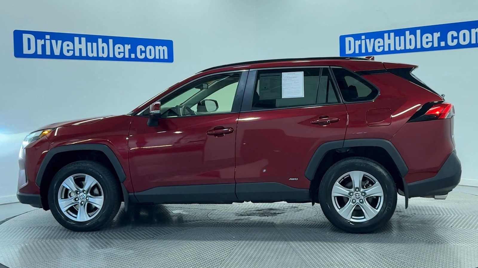 2022 Toyota RAV4 — detail view