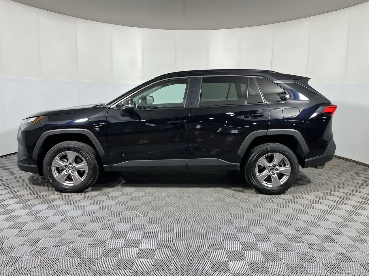 2025 Toyota RAV4 — detail view