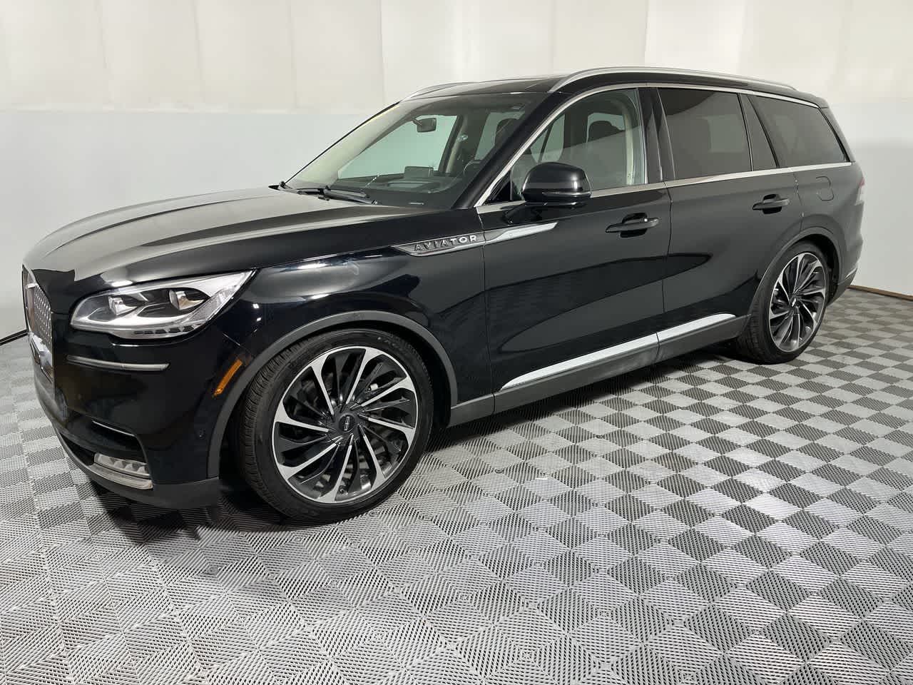 2020 Lincoln Aviator — interior view