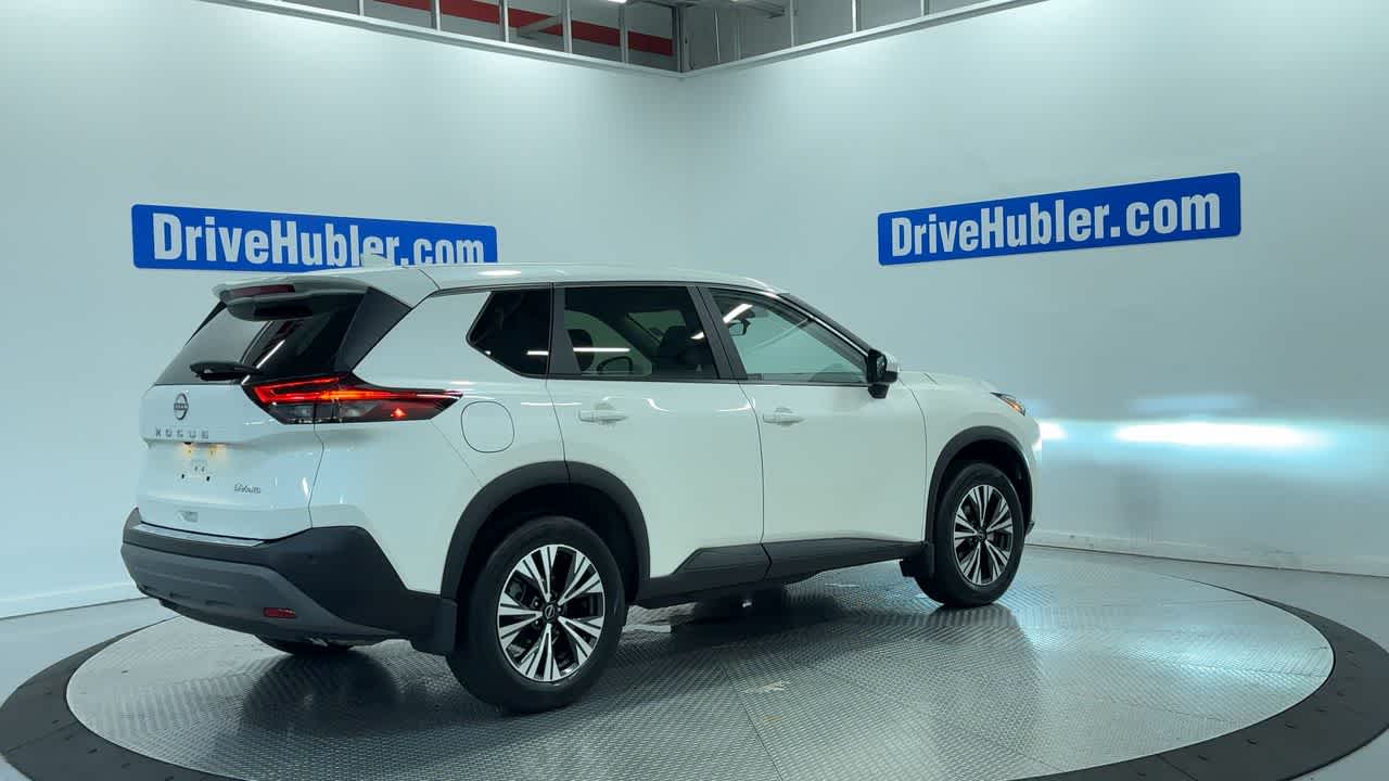 2023 Nissan Rogue — side profile view